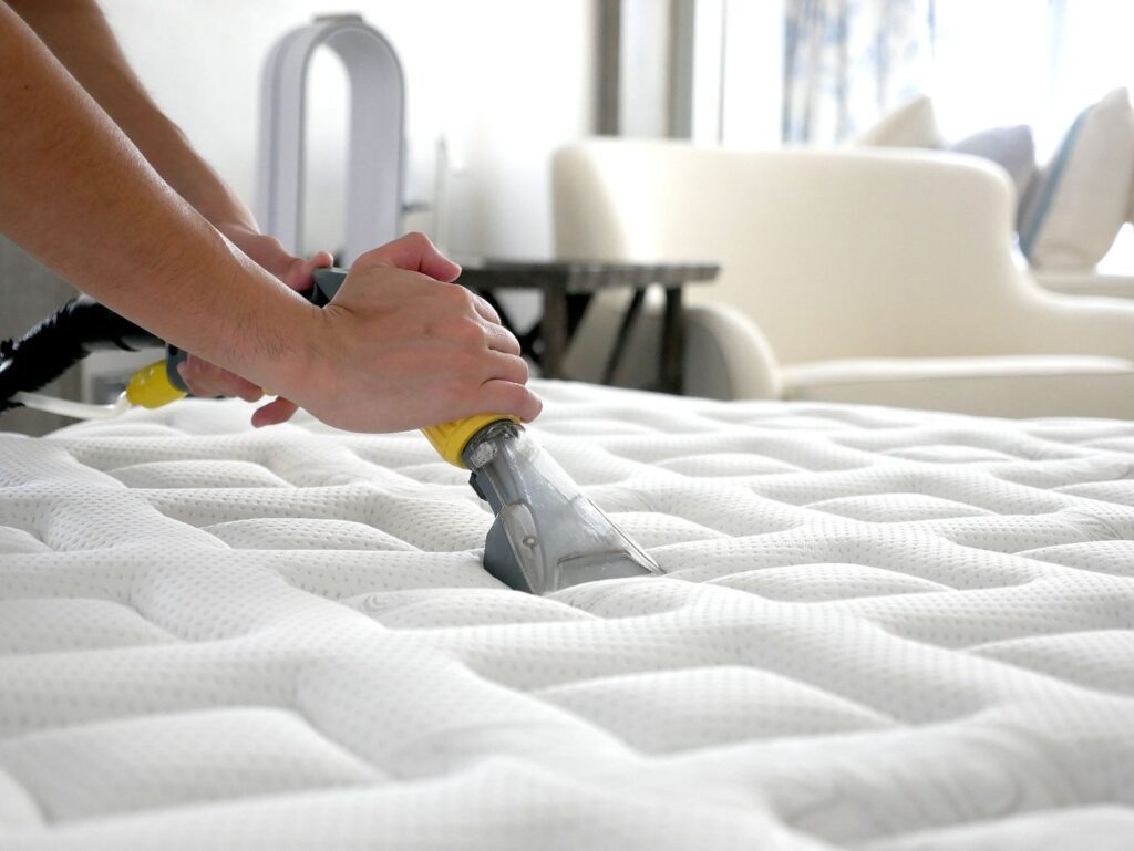 mattress cleaning process with hot water extraction method